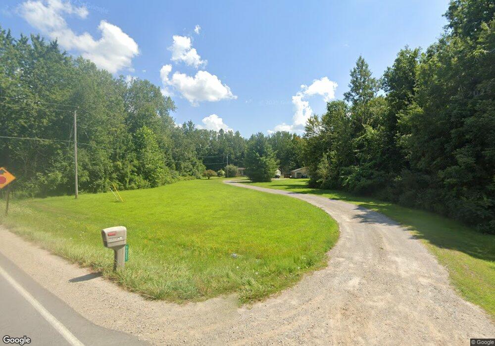 9035 Birch Run Rd, Millington, MI 48746 - photo 1