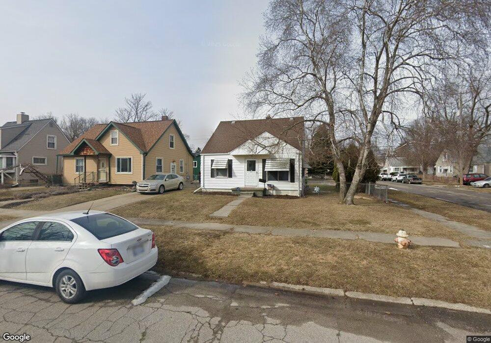 702 Alvord Ave, Flint, MI 48507 - photo 1