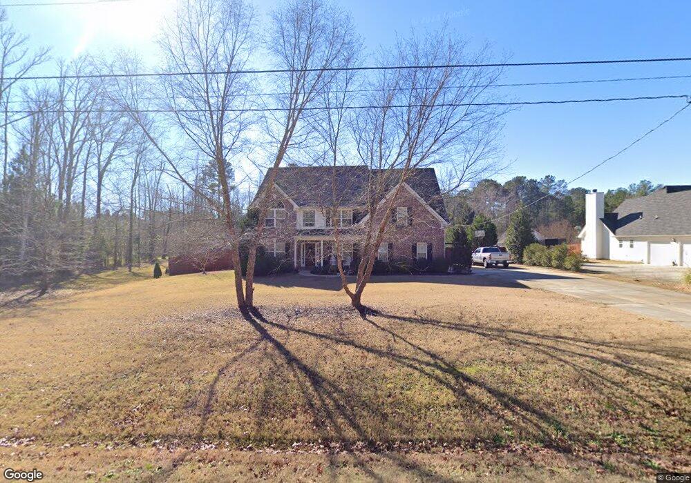 2018 Standing Rock Rd, Senoia, GA 30276 - photo 1