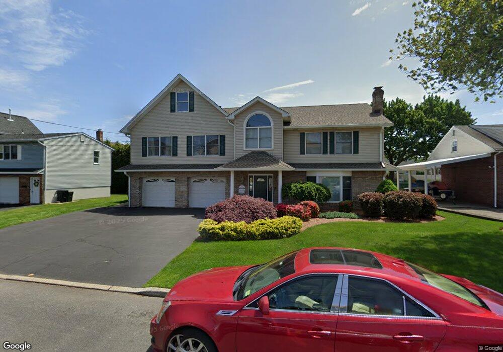 10 Maple Ave, South Hackensack, NJ 07606 - photo 1