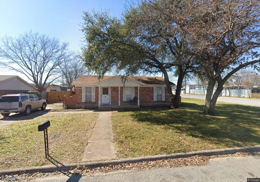 523 Hallvale Dr, Fort Worth, TX 76108 - photo 1