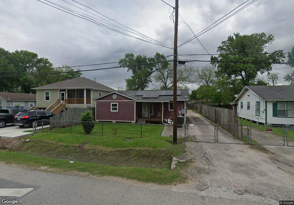 786 Dillard St, Houston, TX 77091 - photo 1