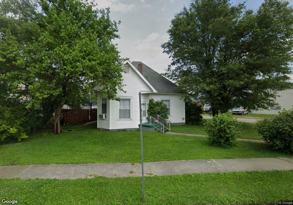 306 N Line St, Loogootee, IN 47553 - photo 1