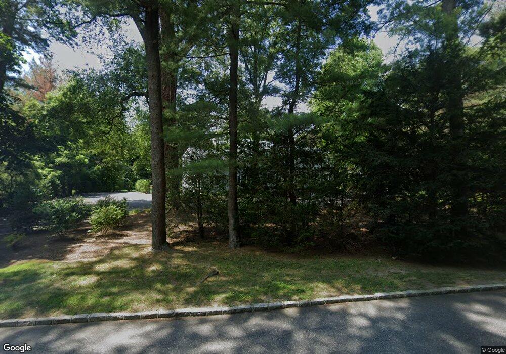 1 Tibbits Ln, Port Washington, NY 11050 - photo 1