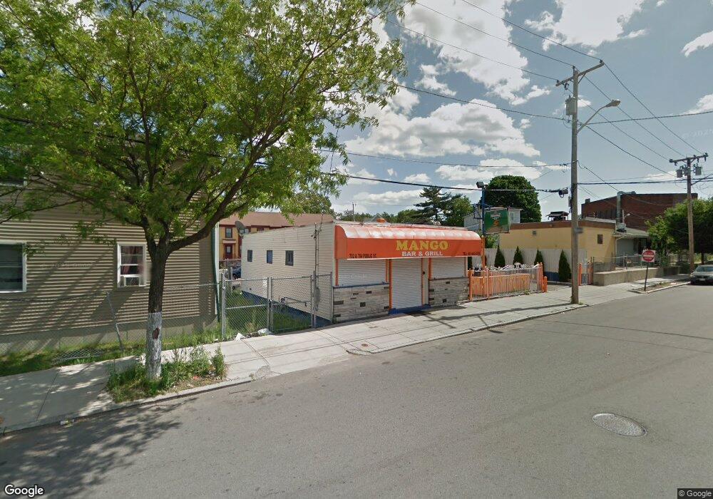 702 Public St, Providence, RI 02907 - photo 1