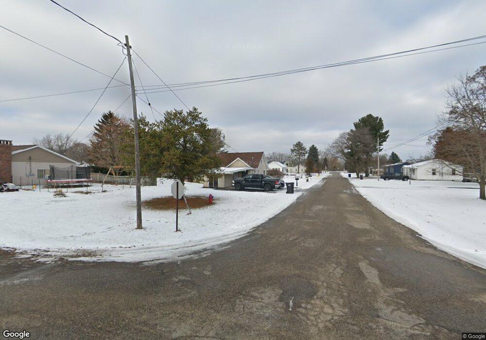 316 4th St N, Oscoda, MI 48750 - photo 1