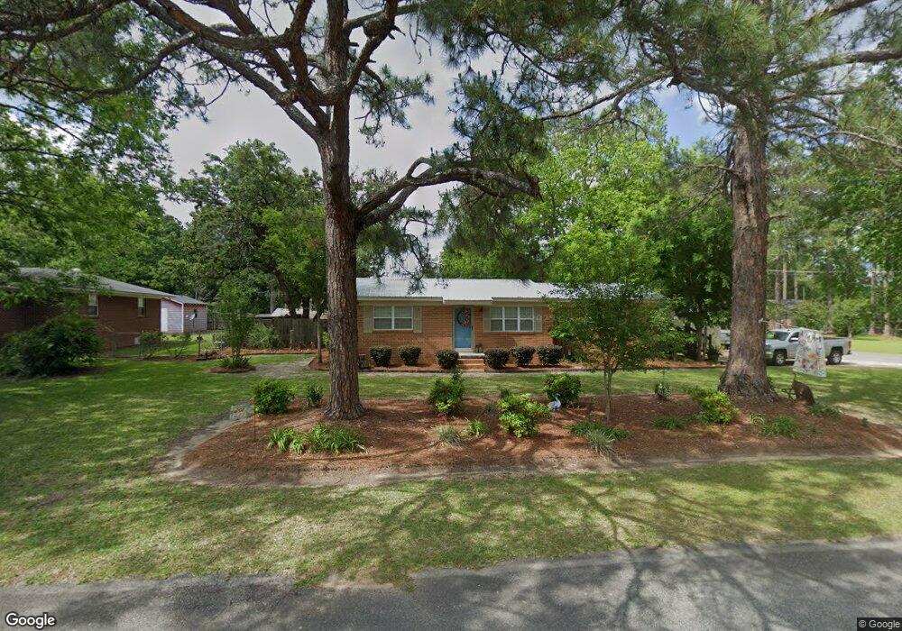 118 Oak St, Fitzgerald, GA 31750 - photo 1