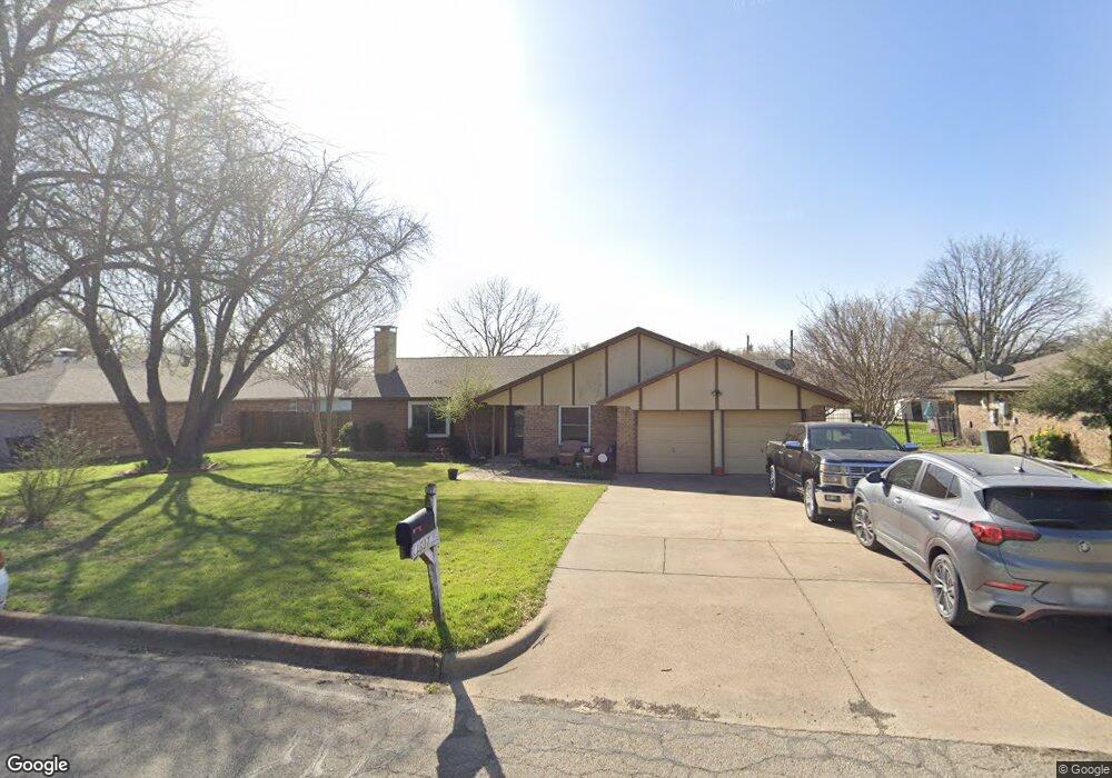 1607 Danny Ray Dr, Cleburne, TX 76033 - photo 1