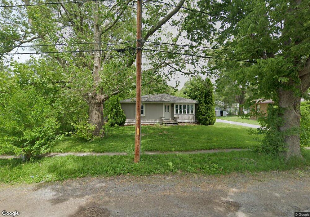 2432 E Sheridan Ave, Des Moines, IA 50317 - photo 1
