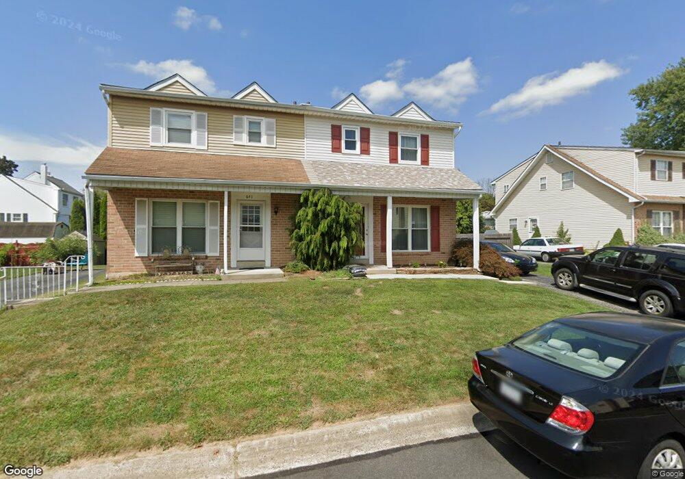 639 W Wiltshire Dr, Wallingford, PA 19086 - photo 1