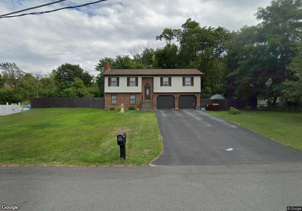 3 Robin Ln, Rensselaer, NY 12144 - photo 1