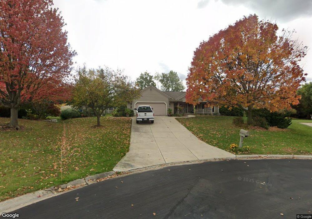 N67W13725 Creek View Ct, Menomonee Falls, WI 53051 - photo 1