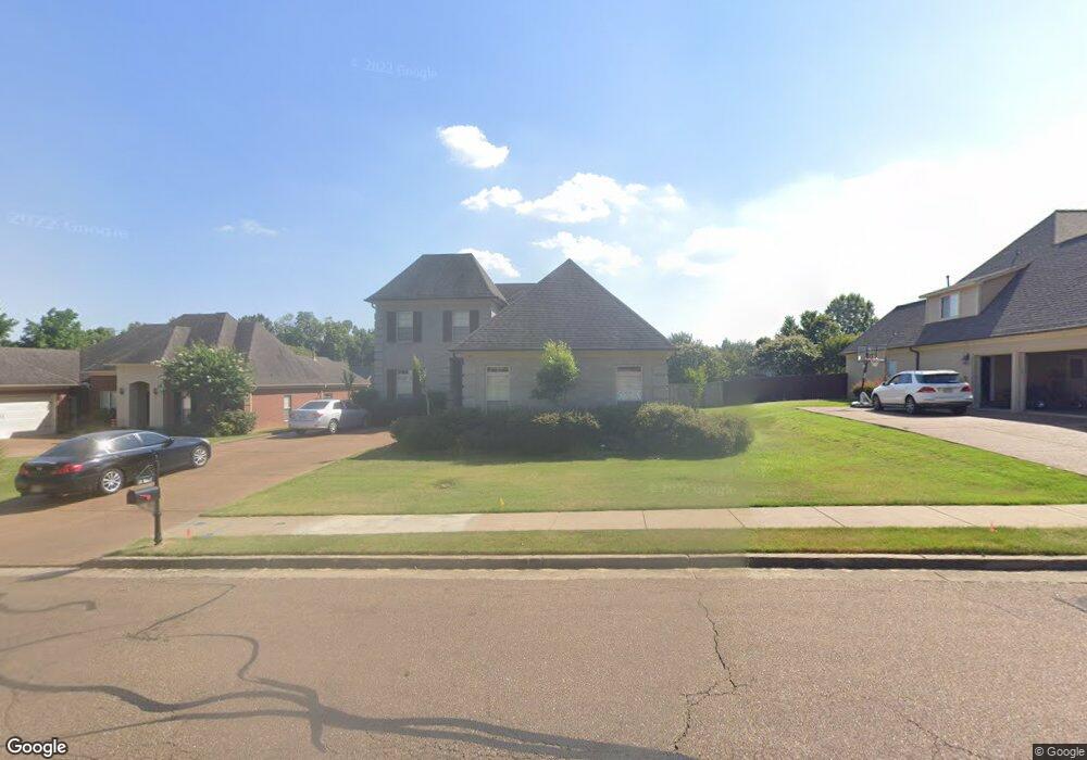 1747 Hillshire E, Hernando, MS 38632 - photo 1