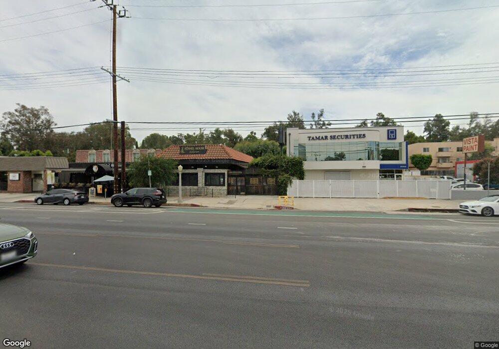 22464 Ventura Blvd, Woodland Hills, CA 91364 - photo 1