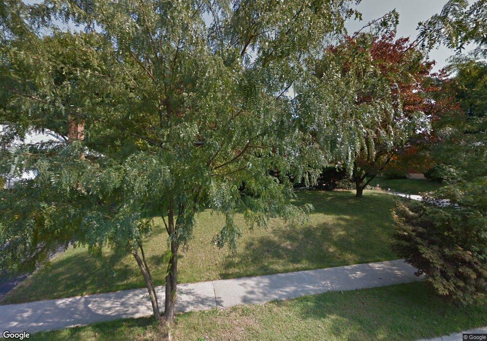 909 Starbit Rd, Towson, MD 21286 - photo 1