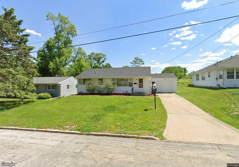 1278 33rd St SE, Cedar Rapids, IA 52403 - photo 1