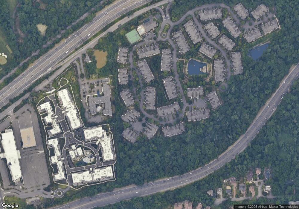 48 Kensington Cir, Manhasset, NY 11030 - photo 1