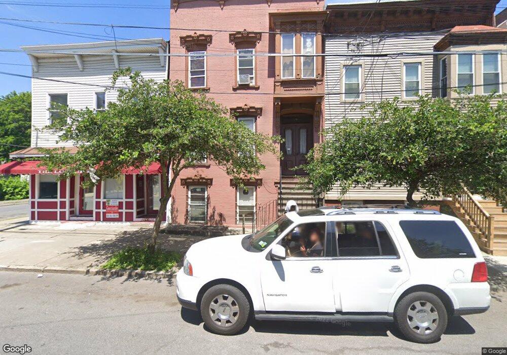 119 N Lake Ave, Albany, NY 12206 - photo 1