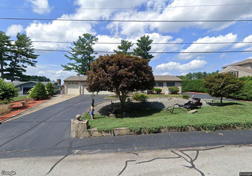 84 Wood Cove Dr, Coventry, RI 02816 - photo 1