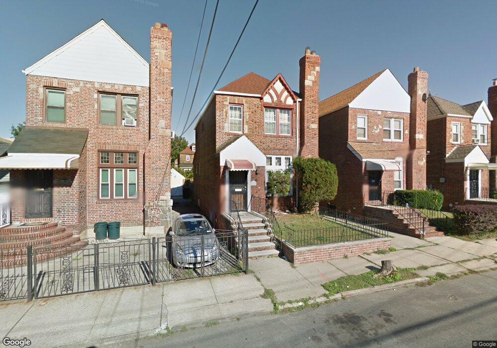 11925 177th Place, Jamaica, NY 11434 - photo 1