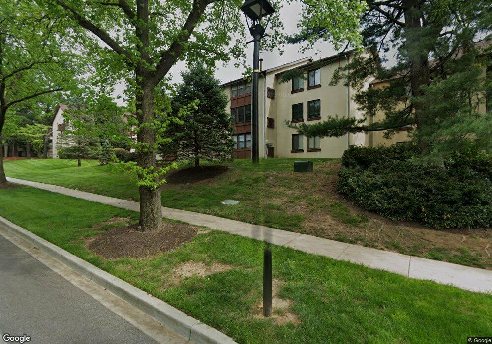 9645 White Acre Rd unit B-1, Columbia, MD 21045 - photo 1