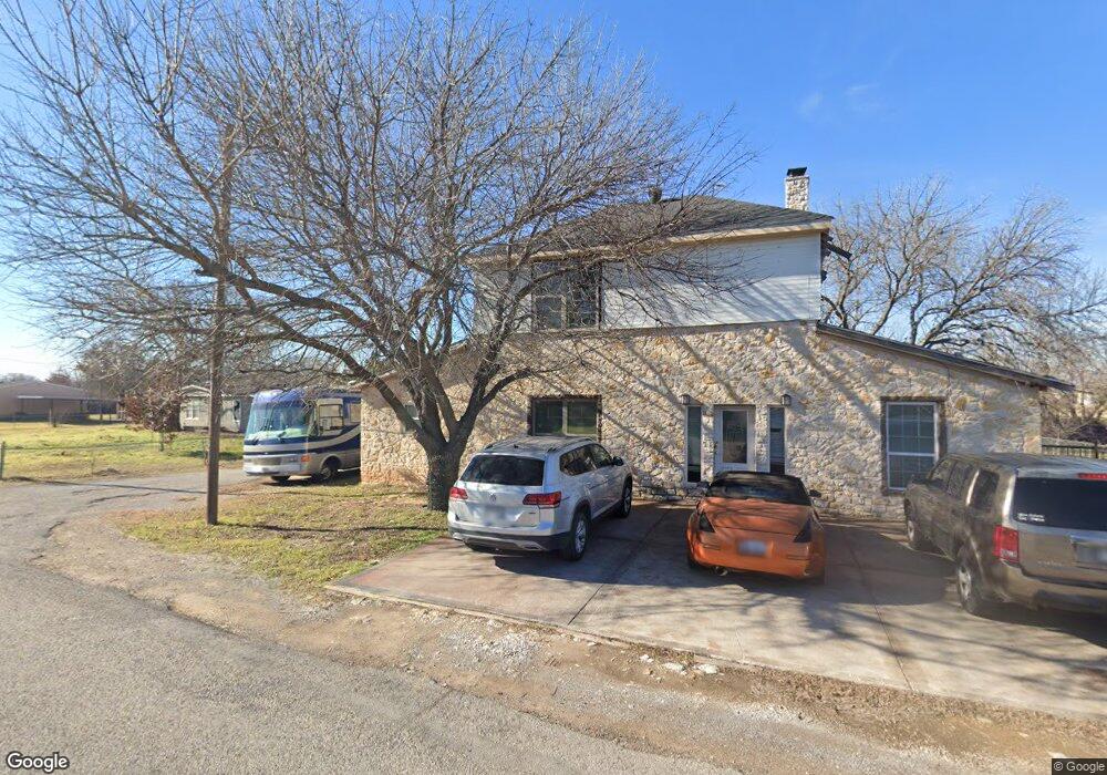 302 Daisy Dr, Granbury, TX 76049 - photo 1