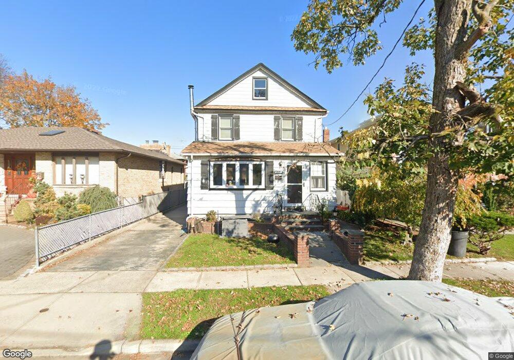 1072 Atlantic St, Franklin Square, NY 11010 - photo 1