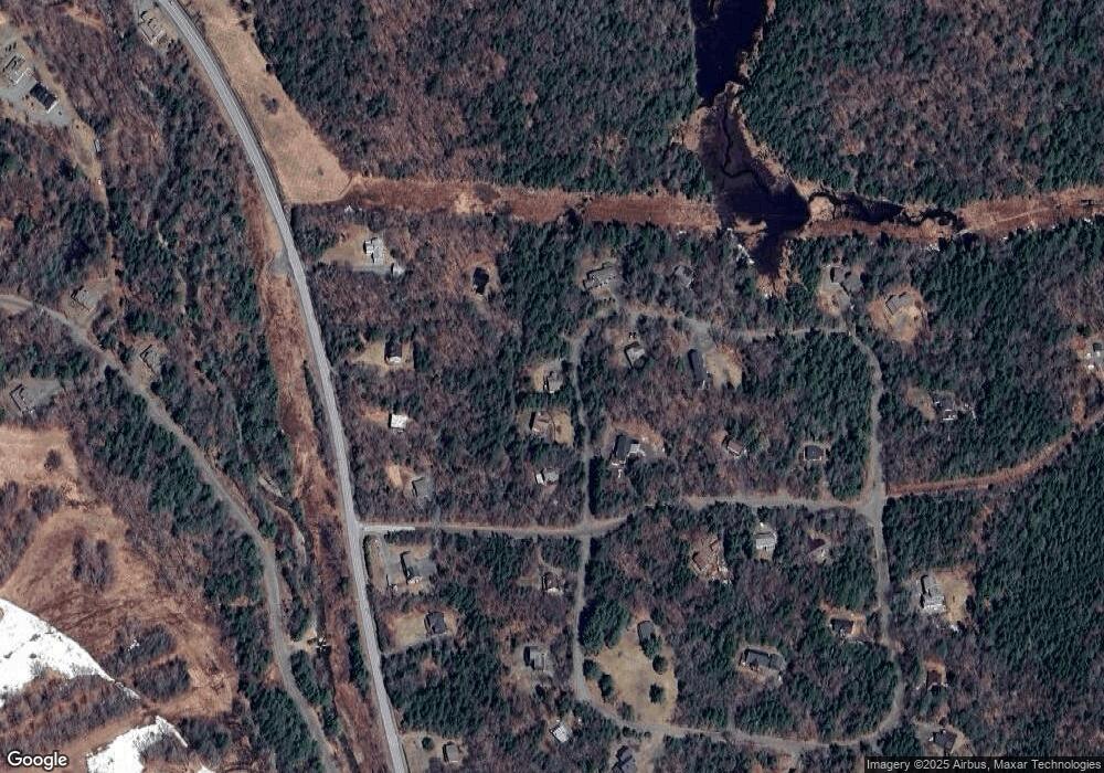 123 E Village Cir, Wilmington, VT 05363 - photo 1