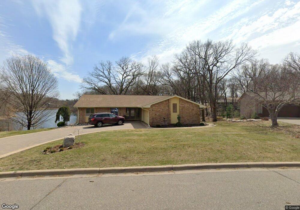 15613 Dawn Dr, Minnetonka, MN 55345 - photo 1