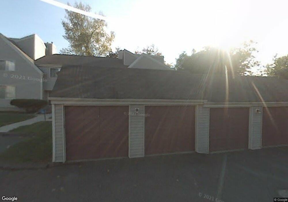 2 Cherokee Ct, Cromwell, CT 06416 - photo 1