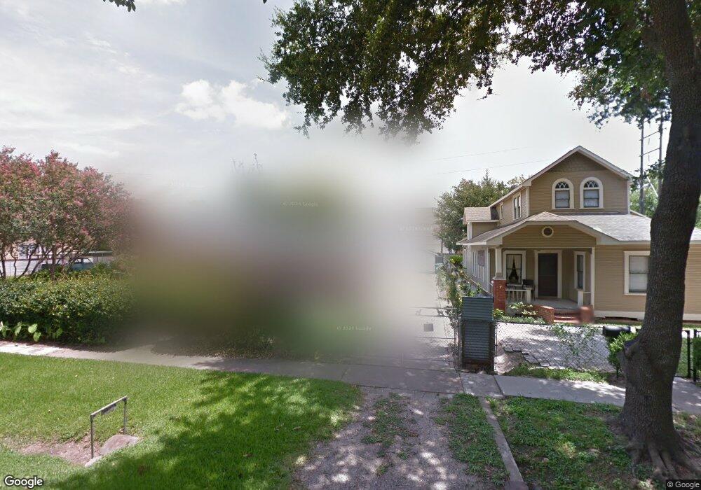 730 Rutland St, Houston, TX 77007 - photo 1