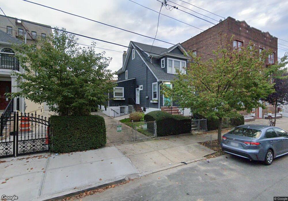 8759 112th St, Richmond Hill, NY 11418 - photo 1