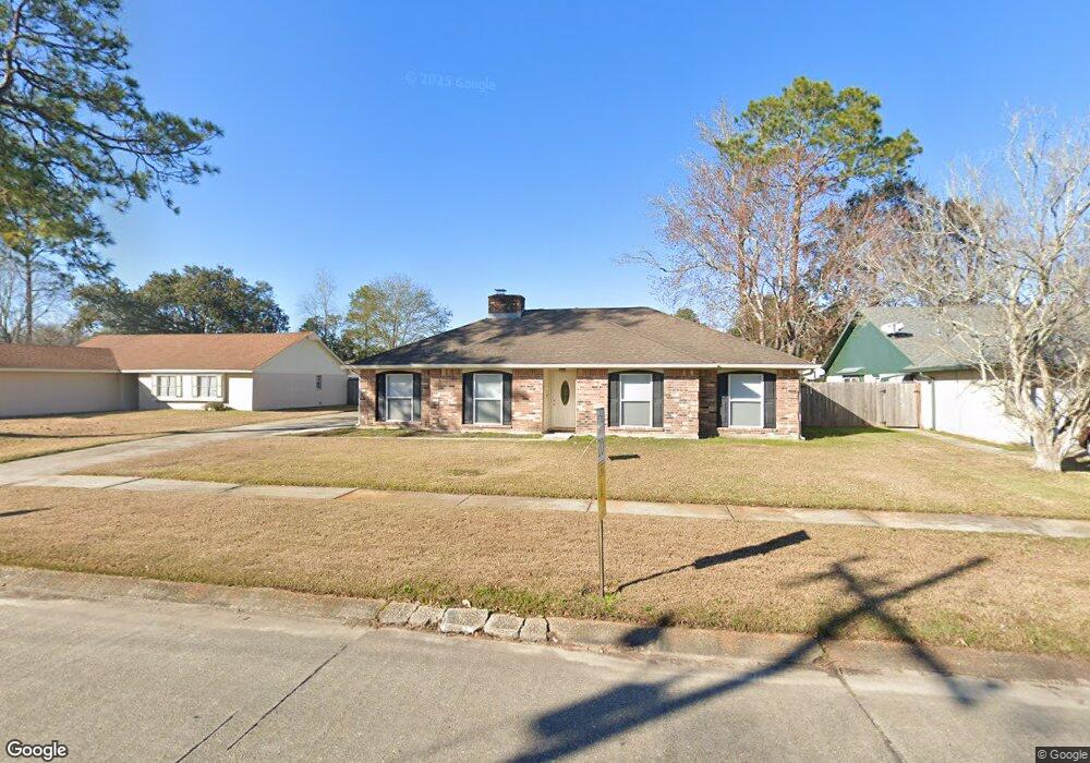 410 Cardinal Dr, Slidell, LA 70458 - photo 1