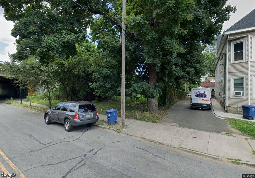 5 Newfield Place, Bridgeport, CT 06607 - photo 1