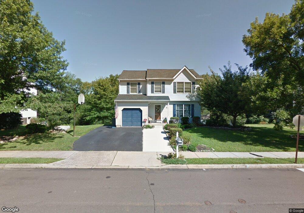 702 Highpointe Cir, Langhorne, PA 19047 - photo 1