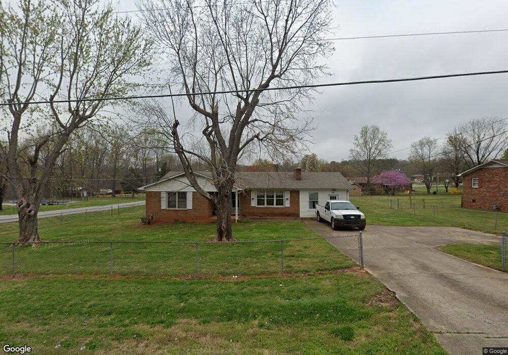 421 Nixon Rd, Statesville, NC 28625 - photo 1