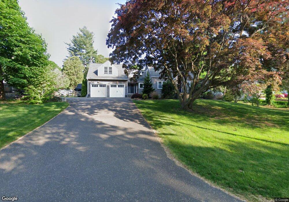 15 Highgate Rd, Trumbull, CT 06611 - photo 1