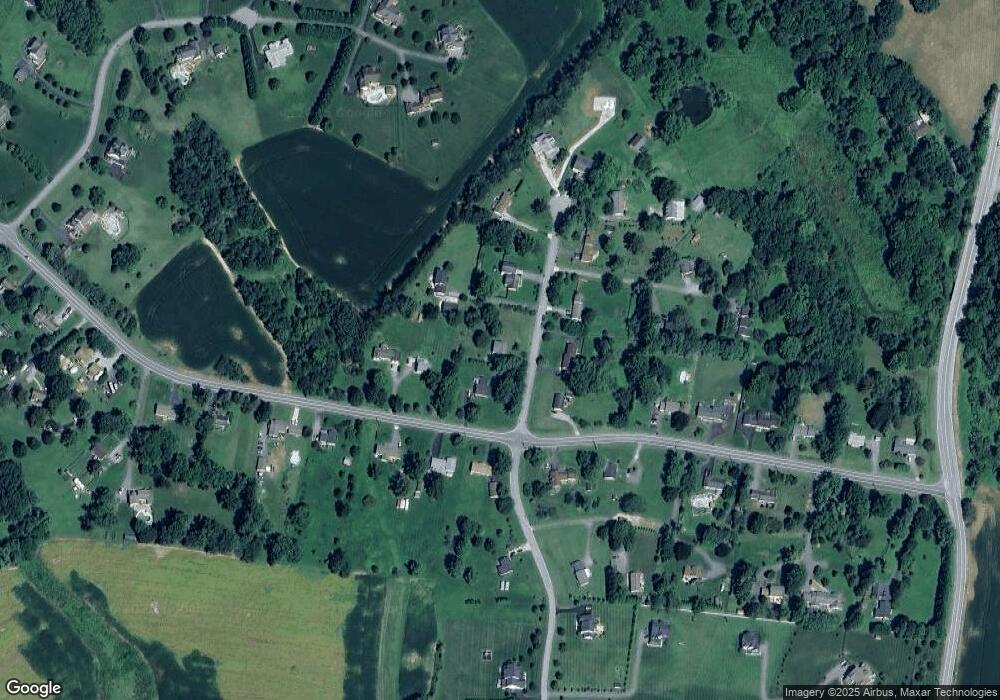 6596 Streamwood Ct, Sykesville, MD 21784 - photo 1