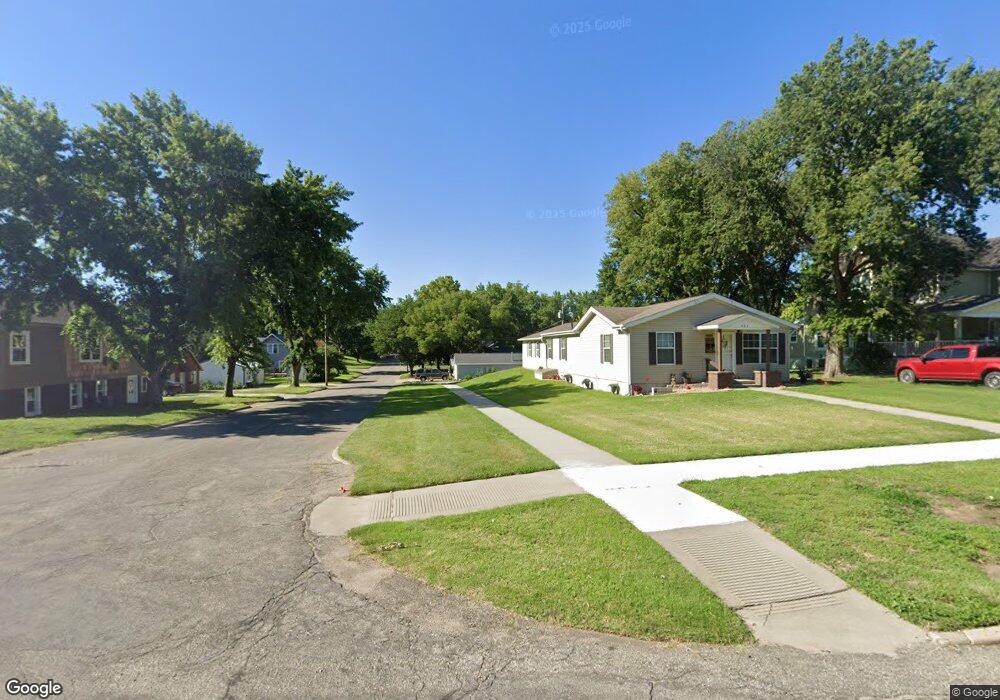 602 W 6th St, Concordia, KS 66901 - photo 1