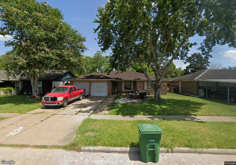 9743 Southport Dr, Houston, TX 77089 - photo 1