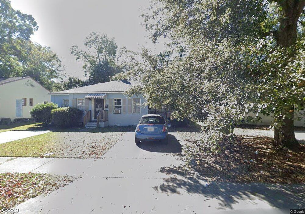1221 E 53rd St, Savannah, GA 31404 - photo 1