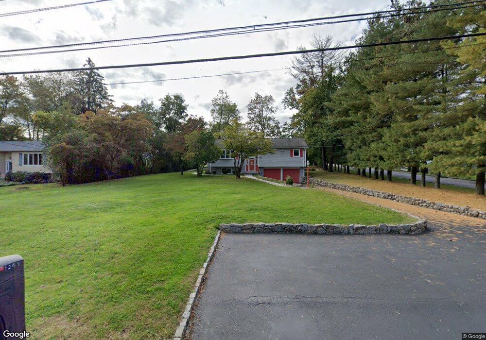 1269 Ivy Rd, Mohegan Lake, NY 10547 - photo 1