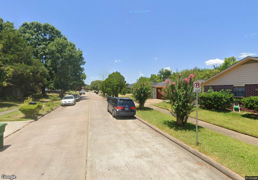 9415 Misty Vale Ln, Houston, TX 77075 - photo 1