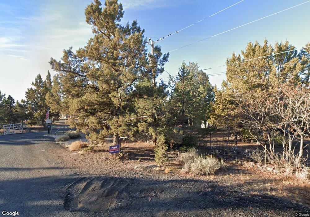 4732 SW Wickiup Ave, Redmond, OR 97756 - photo 1