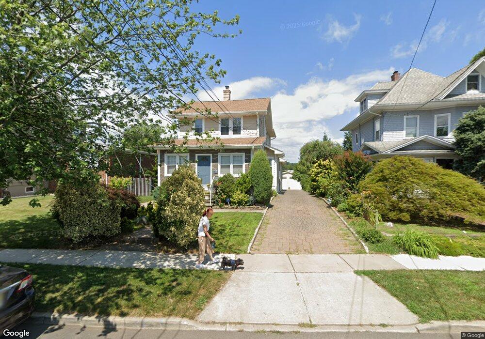 321 Stuyvesant Ave, Lyndhurst, NJ 07071 - photo 1