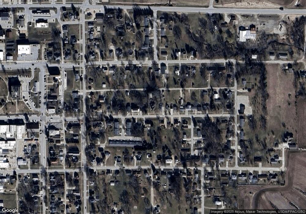 323 E Elm St, West Union, IA 52175 - photo 1