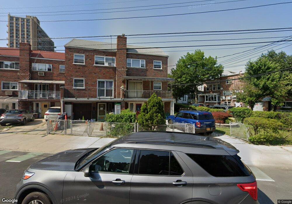1950 Bronxdale Ave, Bronx, NY 10462 - photo 1