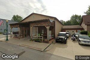 114 N State St, South Whitley, IN 46787