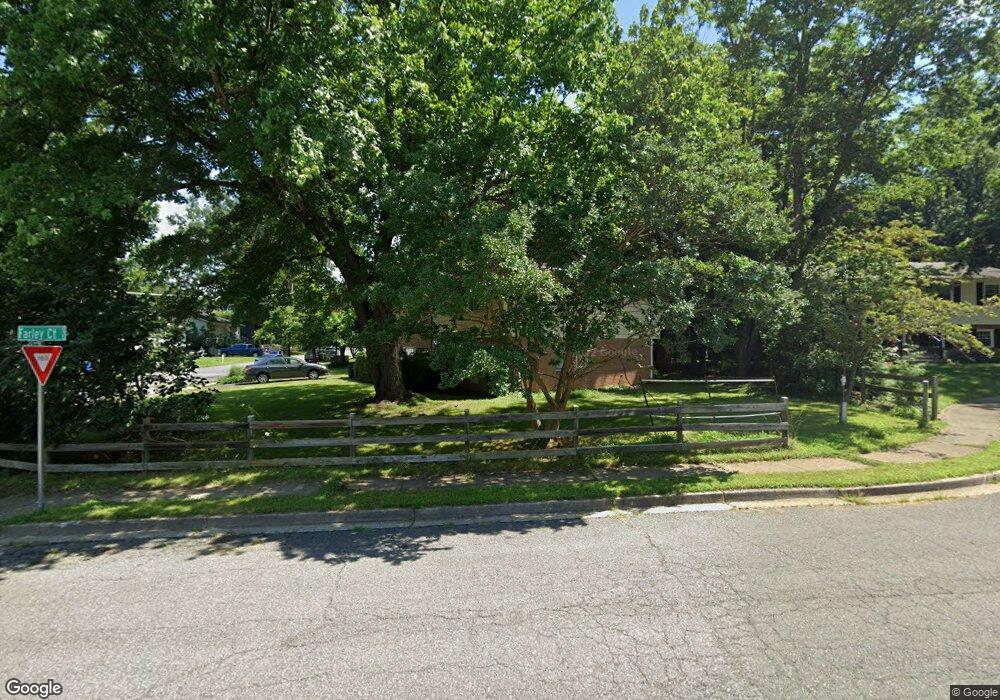 901 Farley Ct SE, Vienna, VA 22180 - photo 1