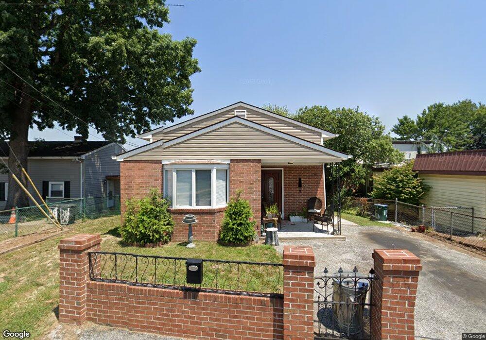 136 Kingston Park Ln, Middle River, MD 21220 - photo 1